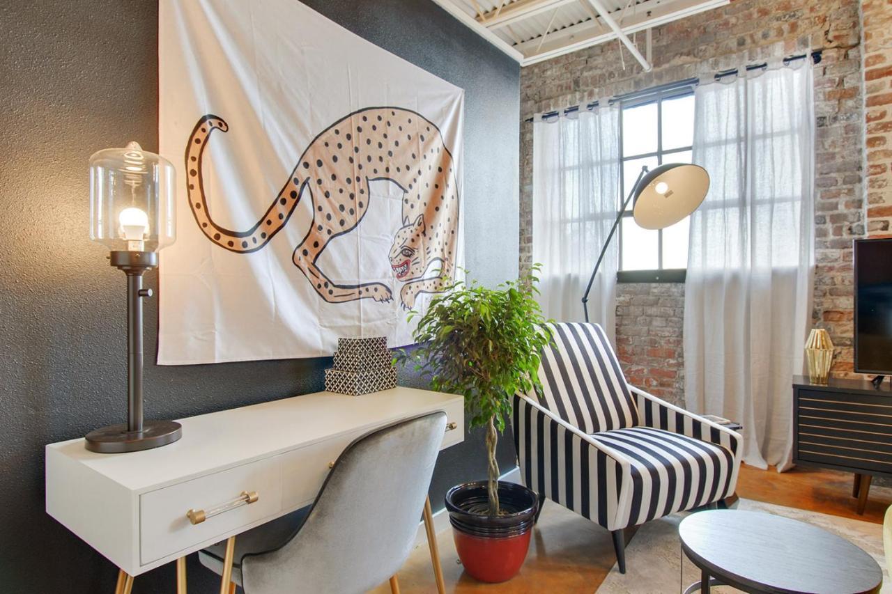 Two-Bedroom Apartment,1047244279:JPEG