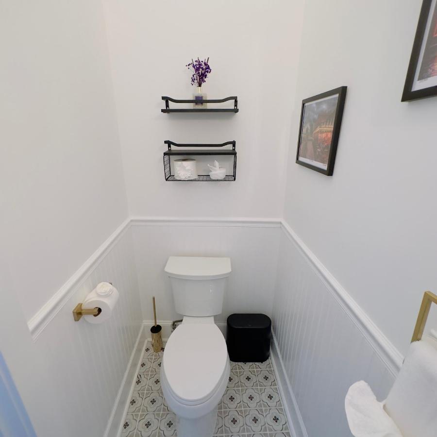 Double Room Private Bathroom