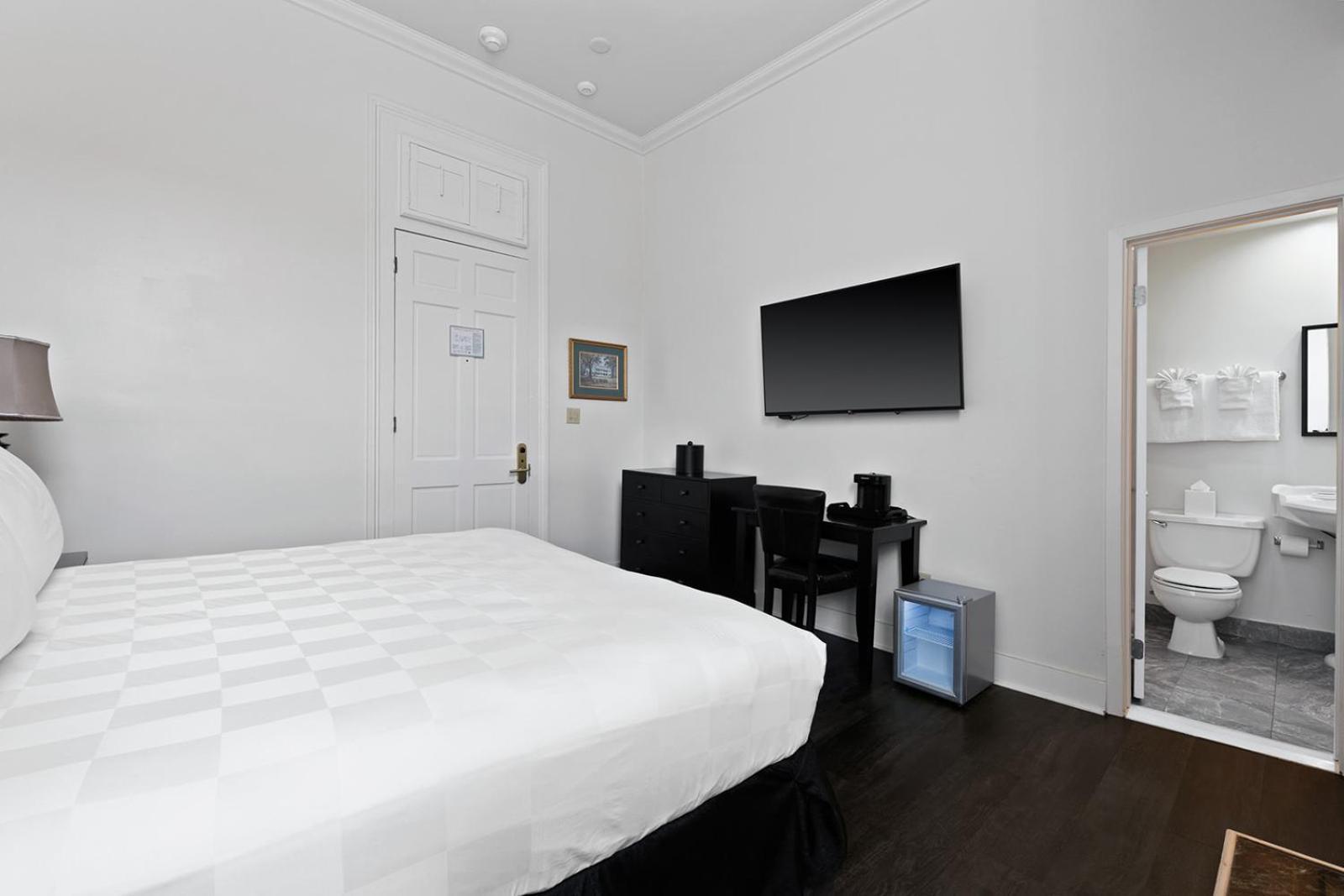 Deluxe King Room,1545642205:JPEG