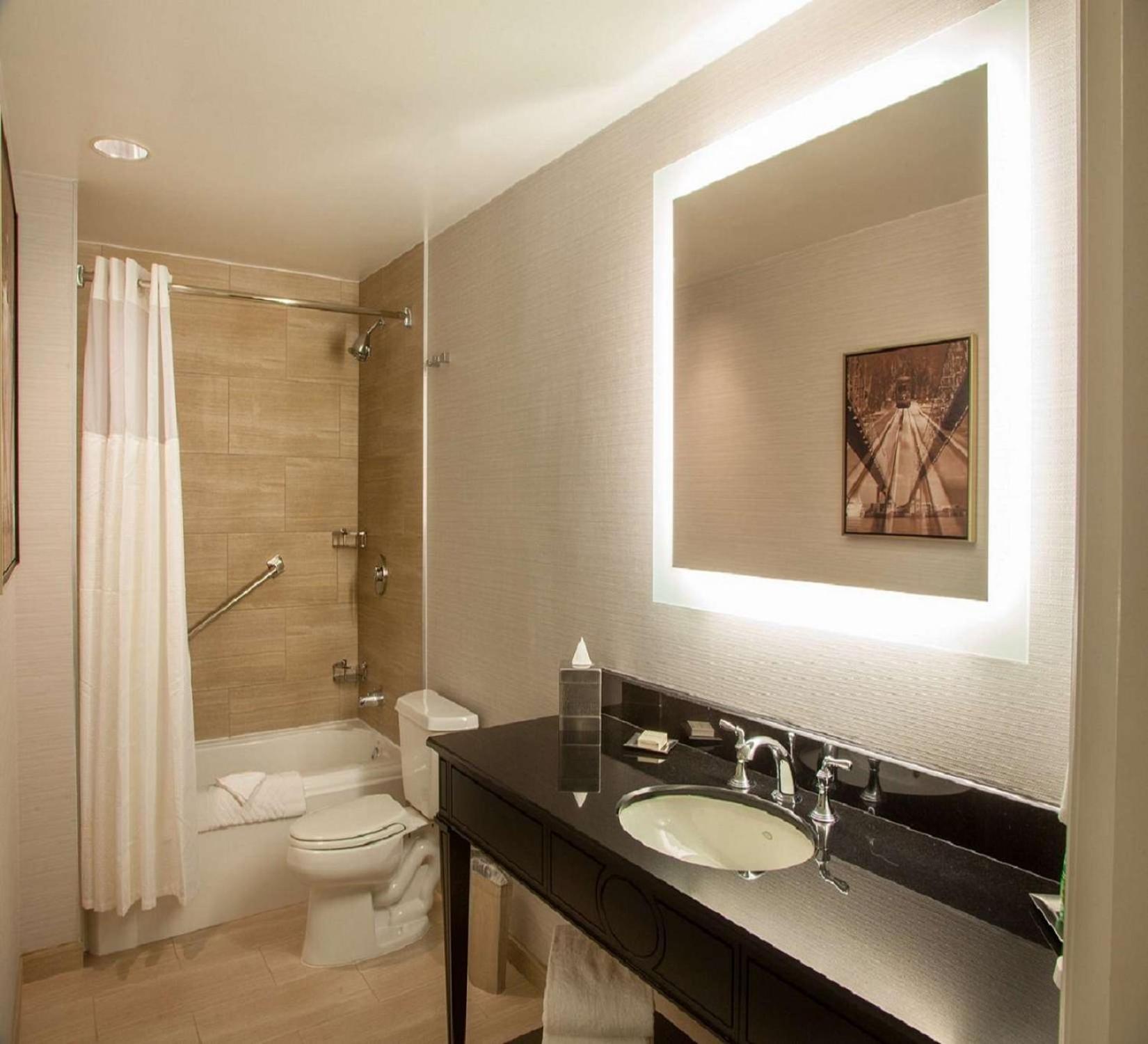 Double Room with Two Double Beds - Hearing Accessible,1548843721:JPEG