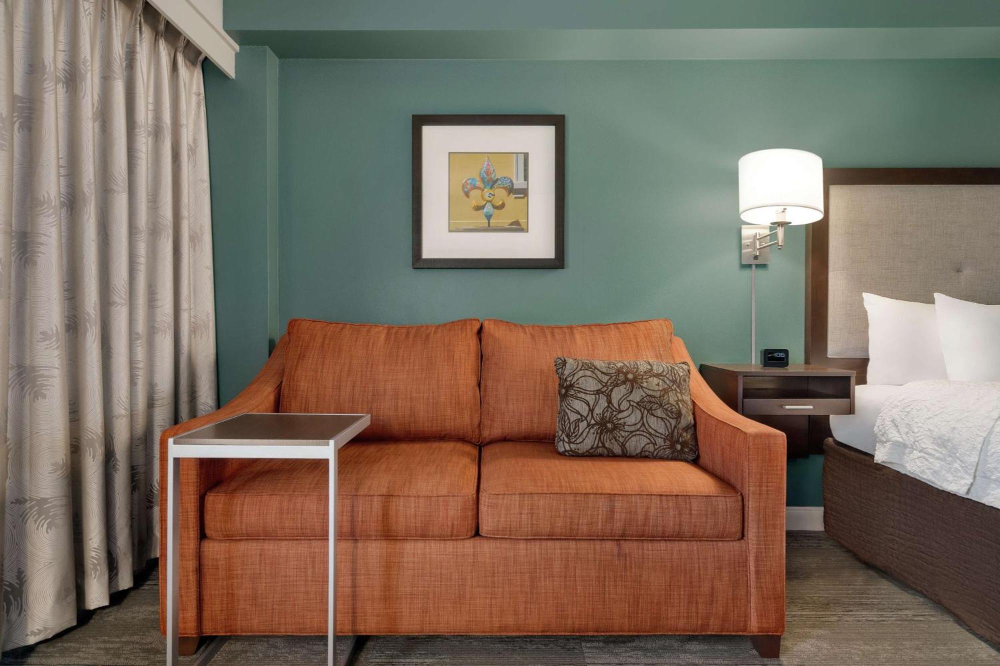 King Room with Microwave and Refrigerator,1557865570:JPEG