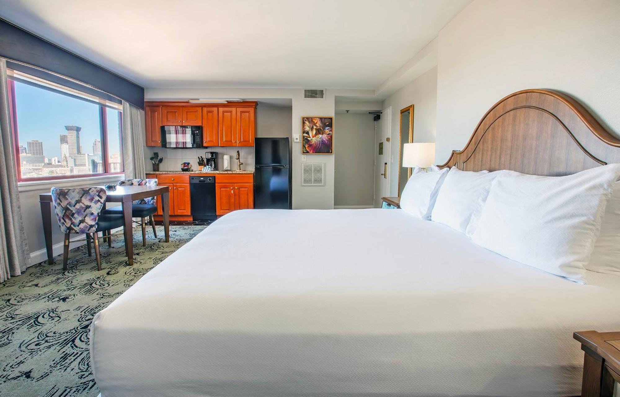 Studio,1722897886:JPEG