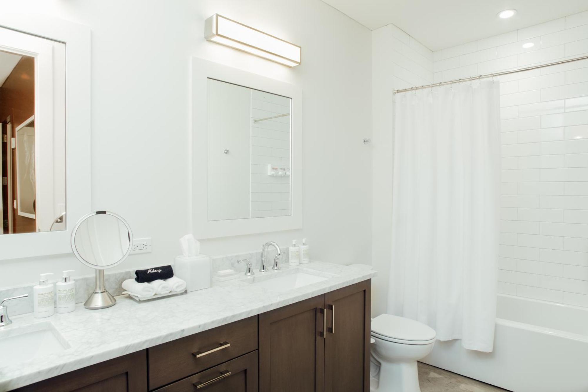 Three-Bedroom Suite,1731727846:JPEG