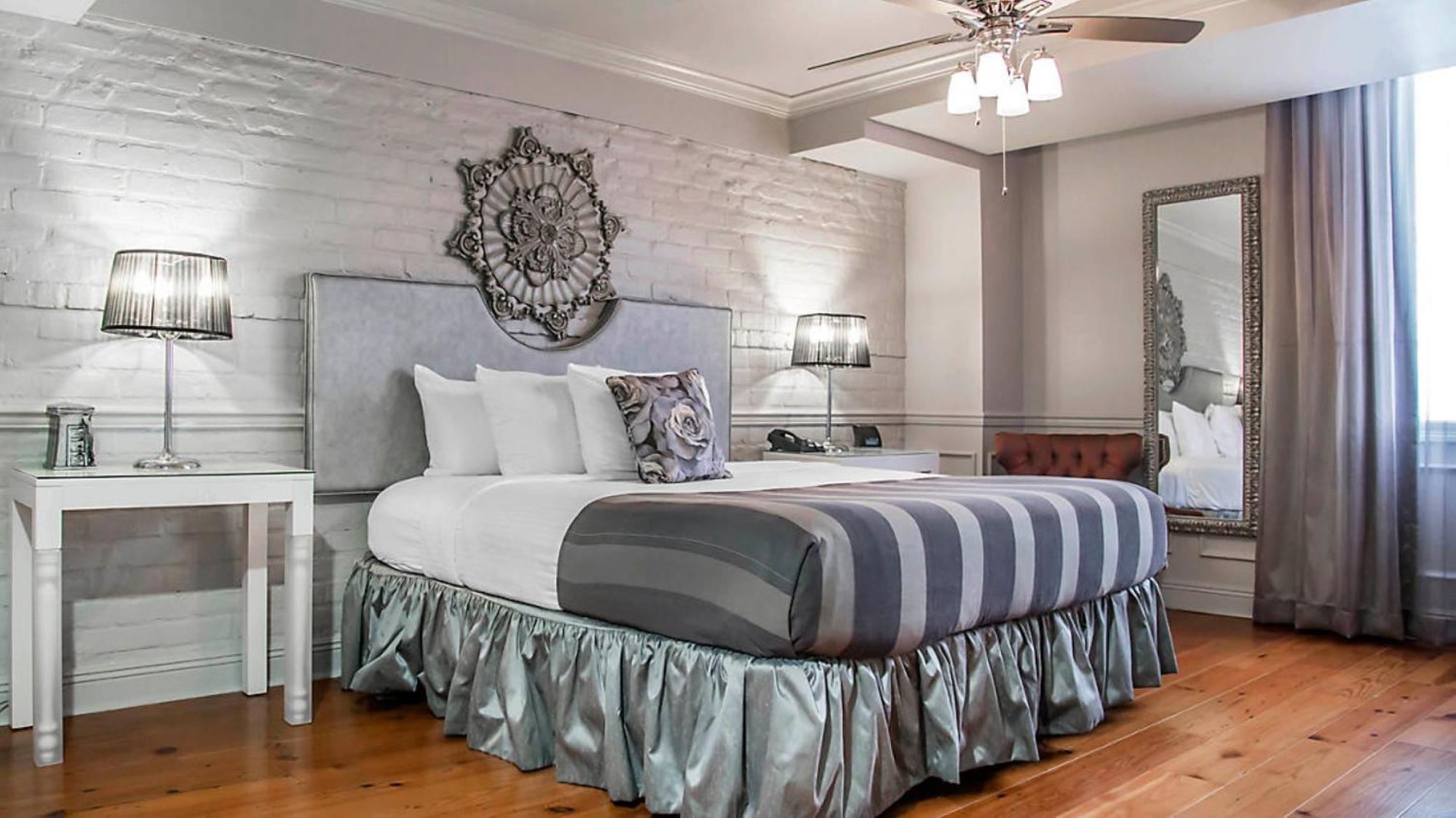 Studio,743224981:JPEG