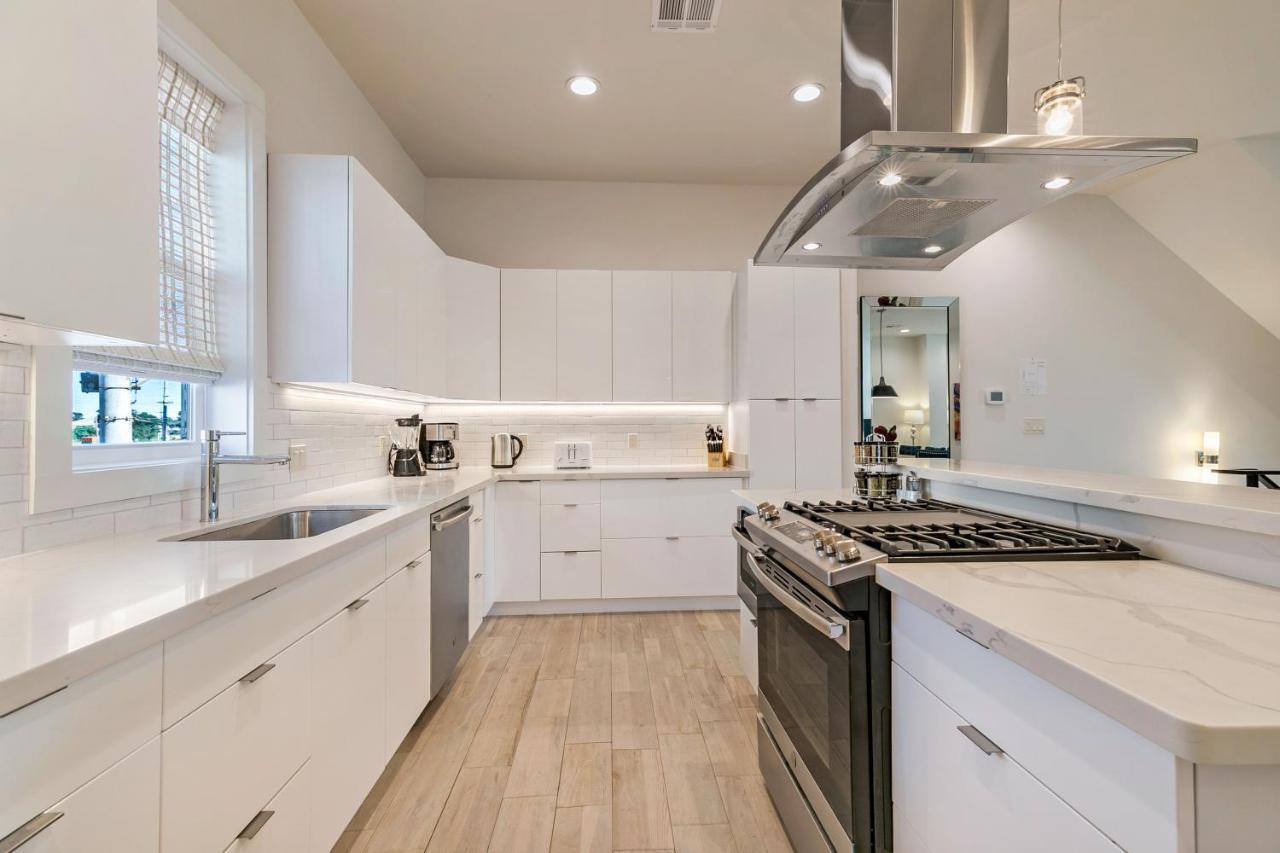 Four-Bedroom Townhouse,935314483:JPEG