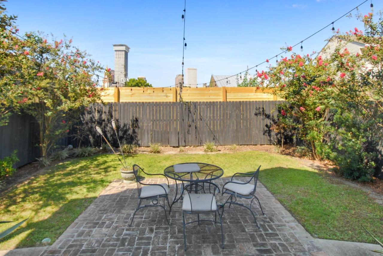 Two-Bedroom House,937268245:JPEG