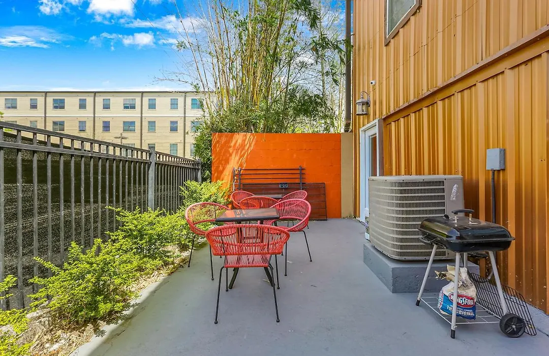Elegant 4Br Condo In Downtown By Hosteeva-1