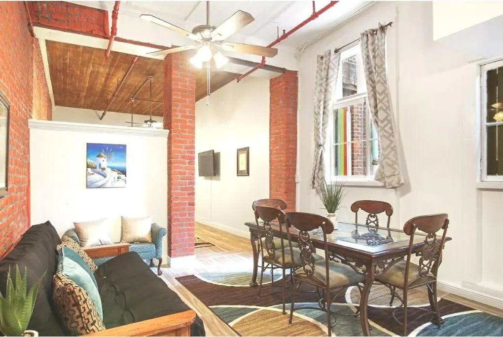 New Orleans Loft - 2 Minute Walk To French Quarter-1