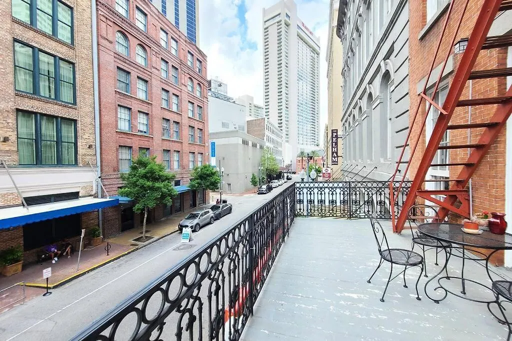 Presidential Balcony Suite Downtown New Orleans-1
