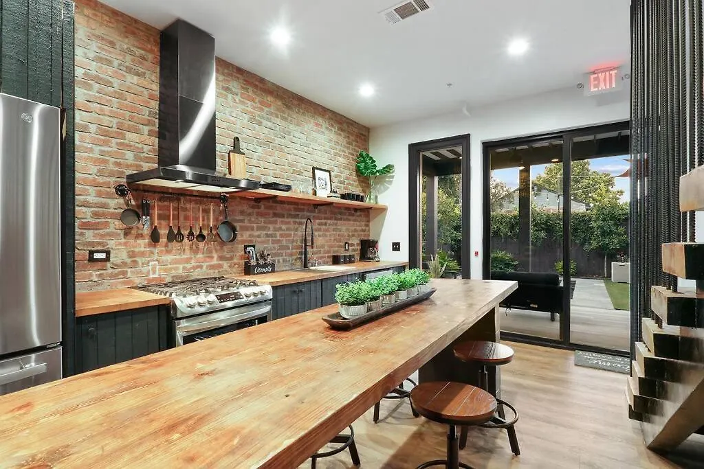 Hidden Oasis With Private Pool - Near Fq-1