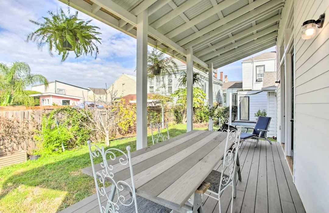 Half-Mi To French Quarter: Rustic Nola Home-1