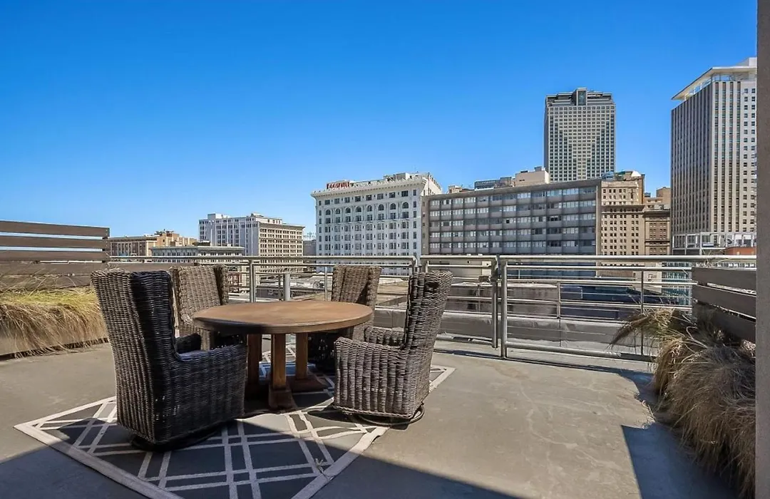 Stylish Condo In The Heart Of Downtown New Orleans-1