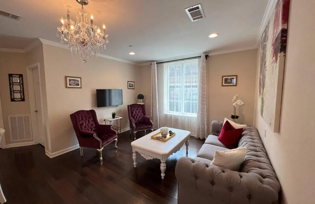 Tise Plaza Condos-1