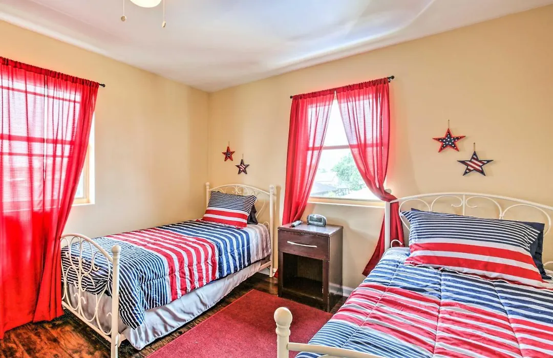 Major Manor New Orleans Home With Pool And Game Room-1