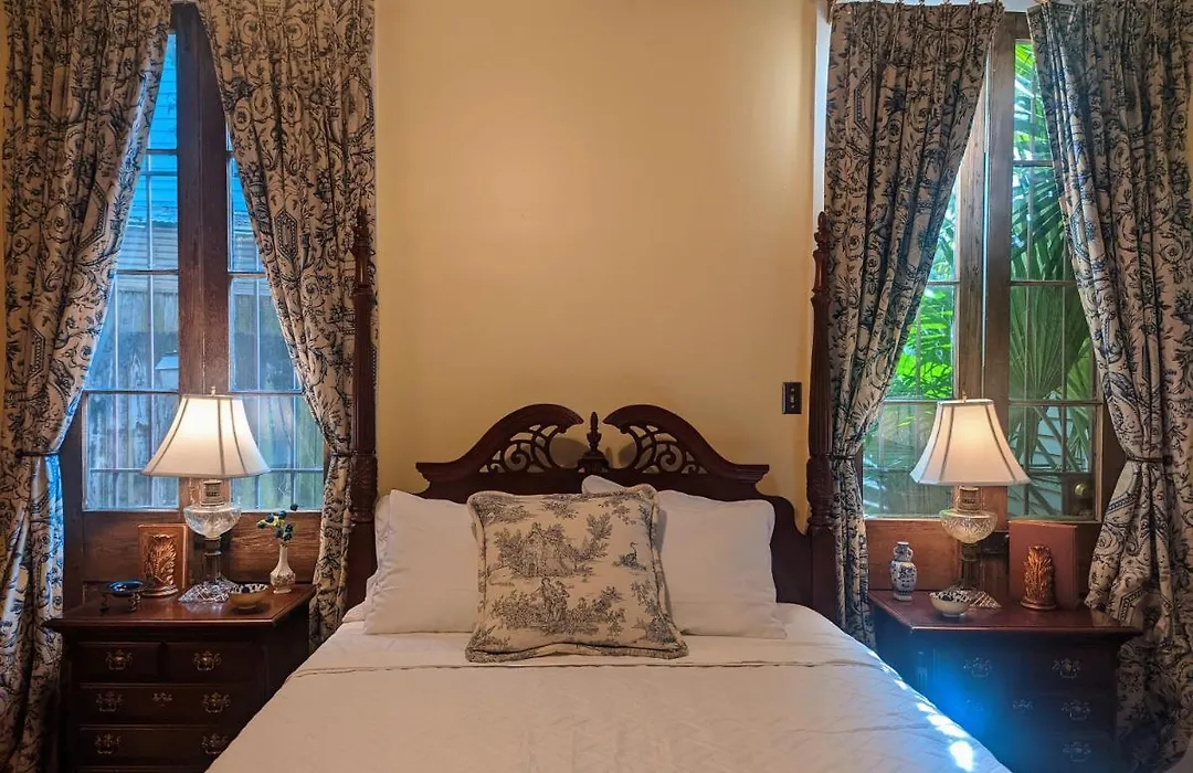 Villas De Frenchmen-1