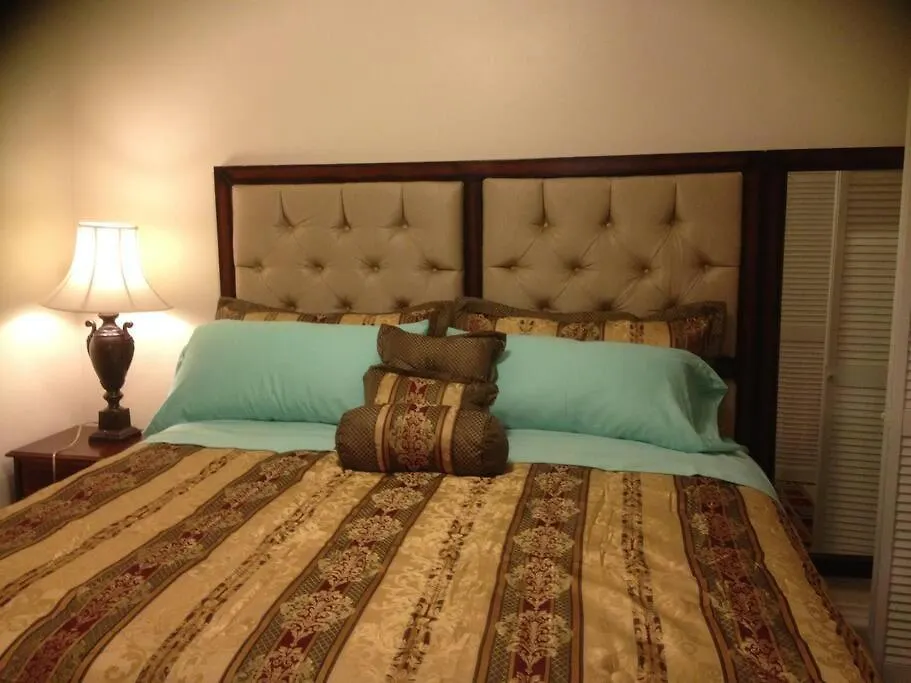 Cozy 3Bdr 2Bth 2Nd Floor Apt By Uno Next To Everything-1