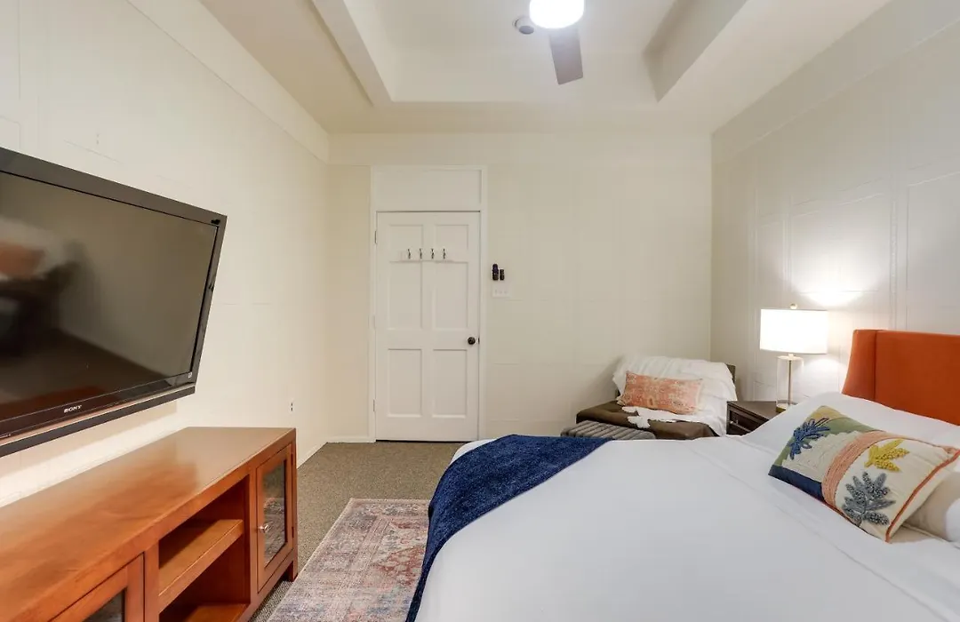 Unique Studio In Dtwn Nola, Walk To French Quarter-1