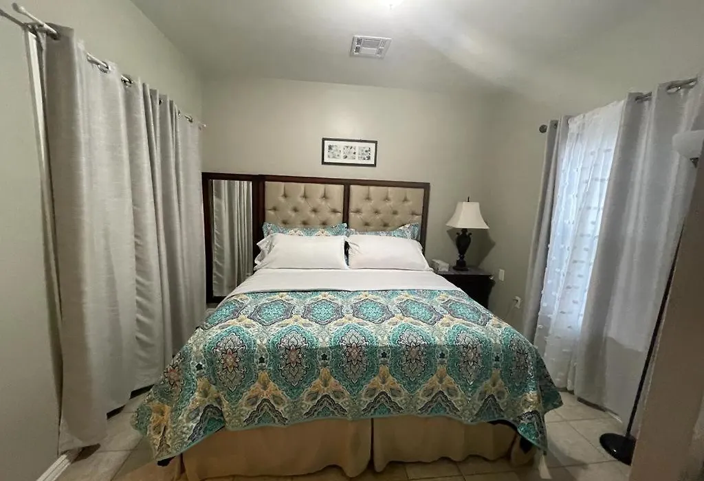 Cozy 3Bdr 2Bth 1St Floor Unit-1