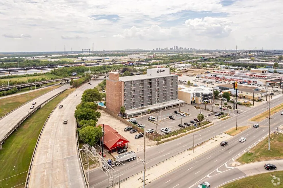 The Highrise Nola-1