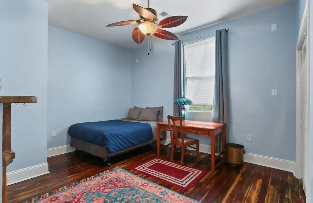 2 Bed Sanctuary - Close To The French Quarter-1