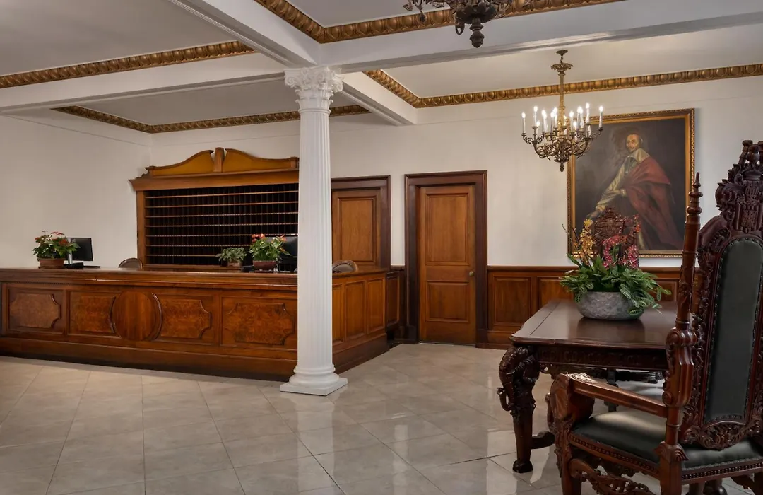 Le Richelieu Hotel In The French Quarter-1