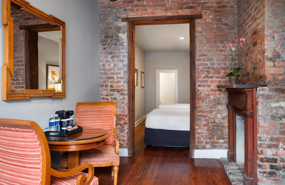 New Orleans Courtyard Hotel By The French Quarter-1