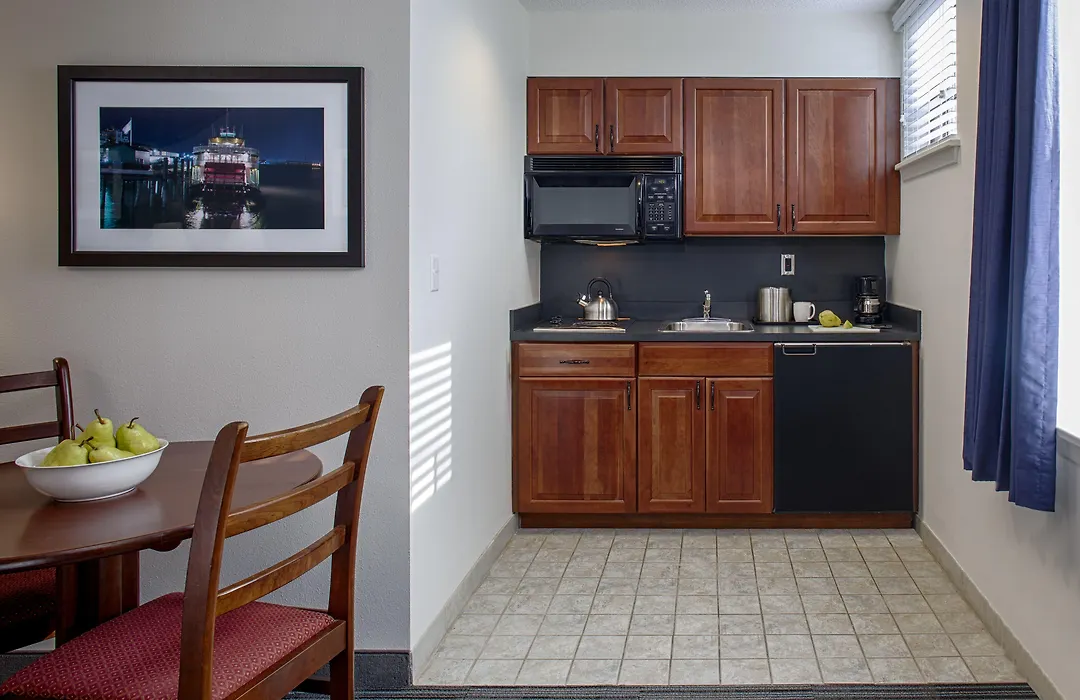Federal City Inn & Suites-1