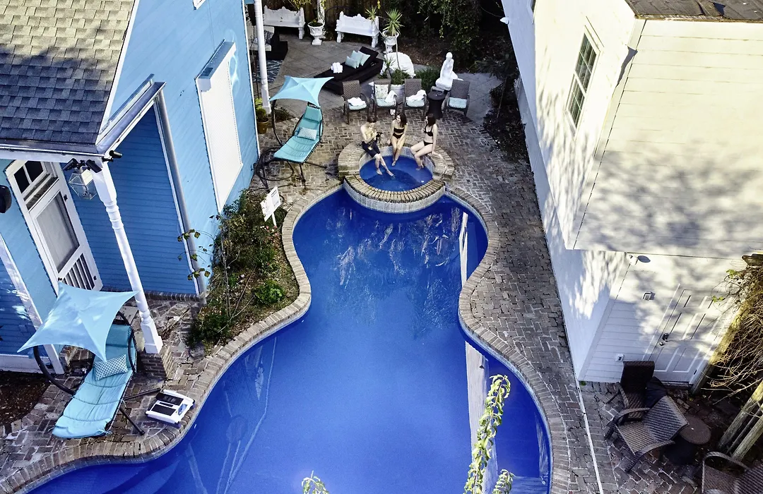 Best Location 7Br Next To Fr Quarter! By Yourent-1