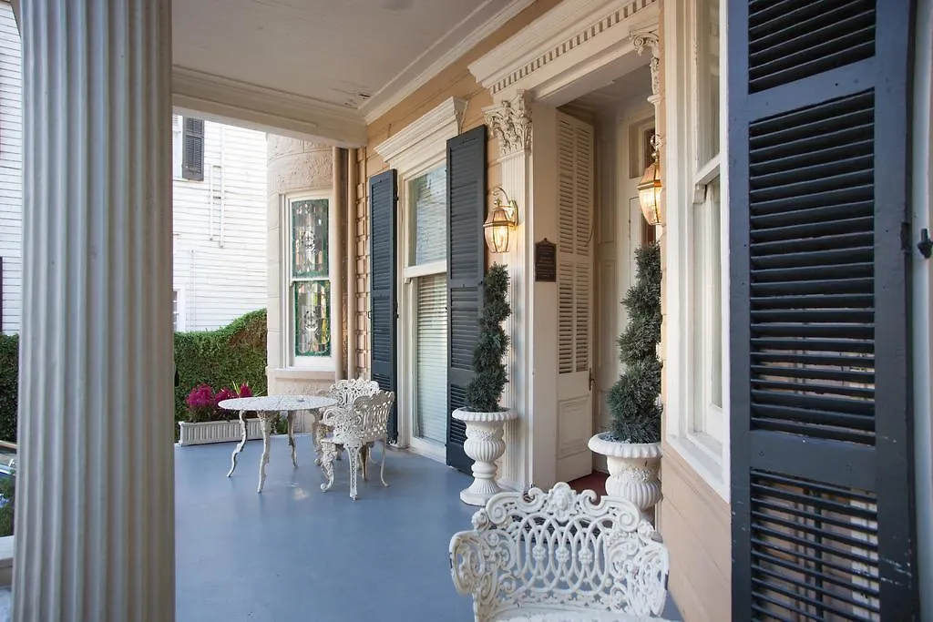 Cornstalk Hotel-1