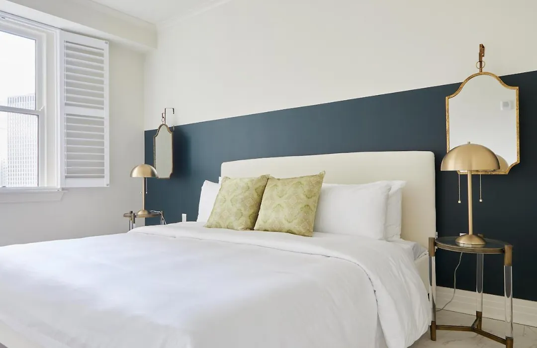 Charming Canal Street Suites By Sonder-1