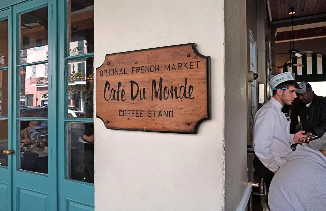 Dufossat Street-1