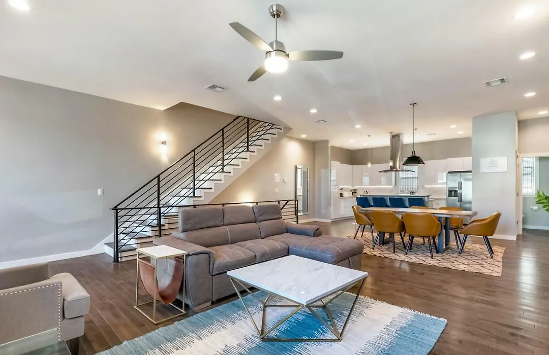 Fully-Furnished Townhouse With Luxury Amenities-1