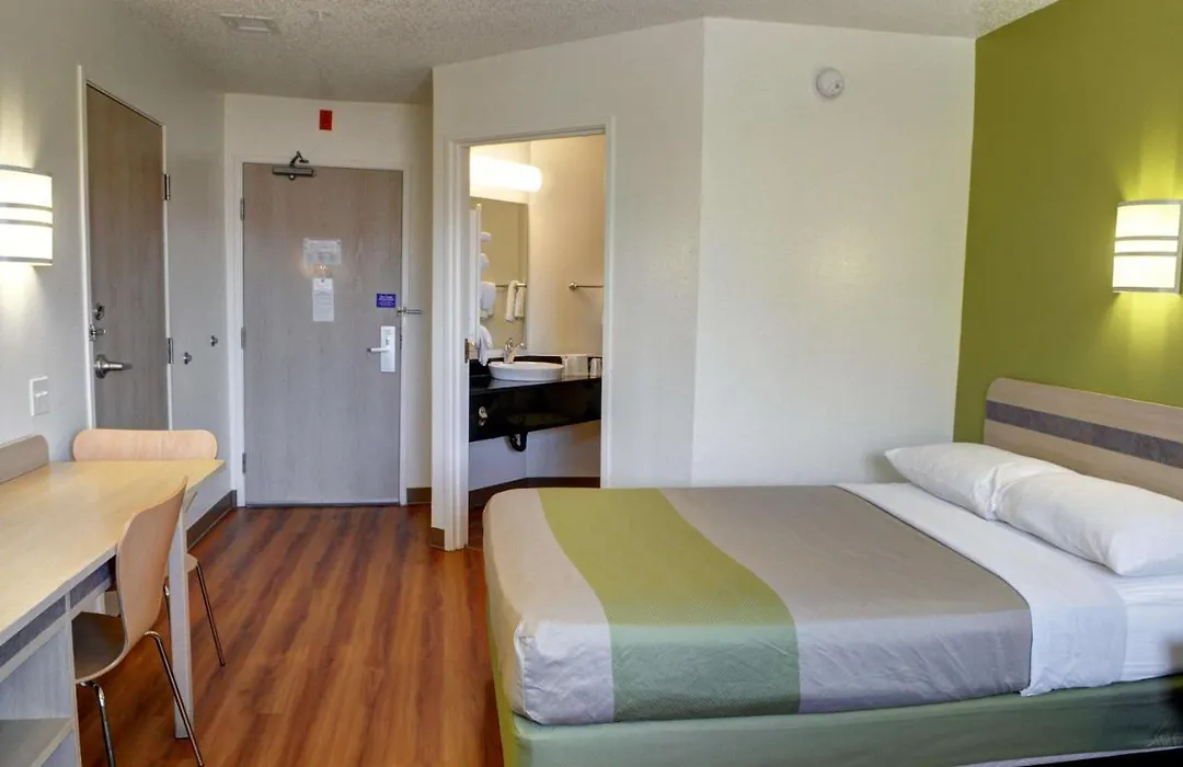 Motel 6-New Orleans, La-1