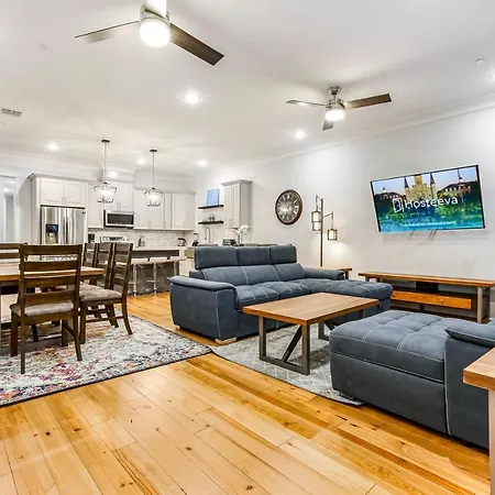 5Br W Pool - Great For Families - Near Everything-3