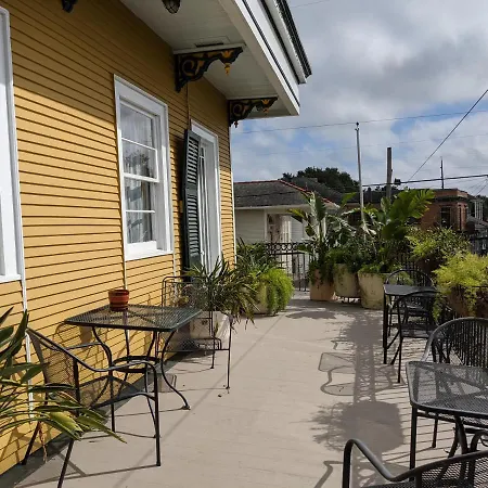 Balcony Guest House-3