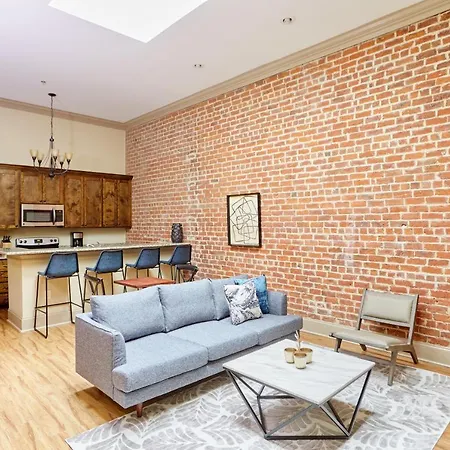 Sonder The Baronne-3