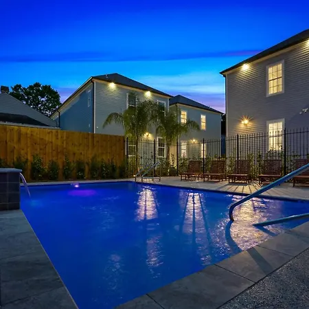 Hosteeva Modern Condo Steps To St Charles Ave & Close To Fq-2