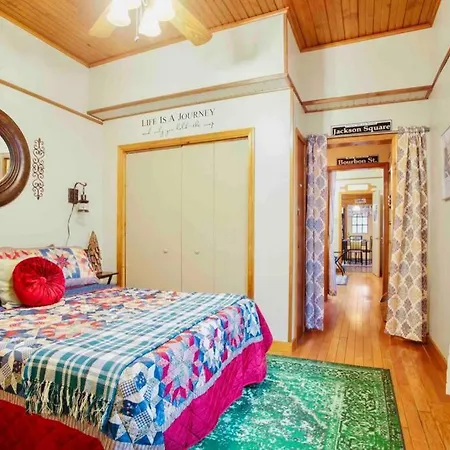 Charity'S Creole Cottage-2