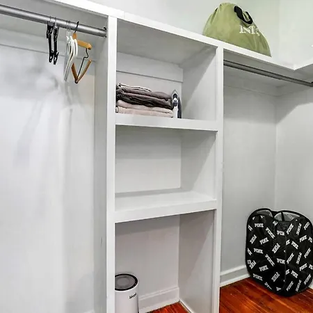 Spacious Southern Charm - Near Magazine Street-3