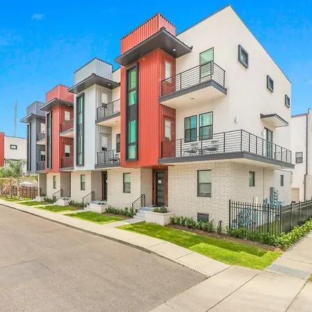 Modern 4Br Villas With Amenities-2