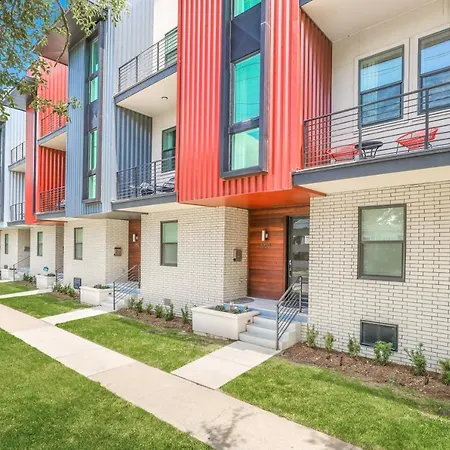 Modern 4Br Villas With Amenities-2