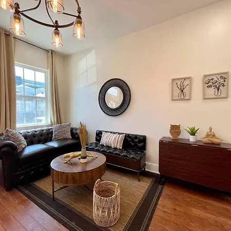 Naturally Beautiful Modern Shotgun Home! 15 Min Fq-2