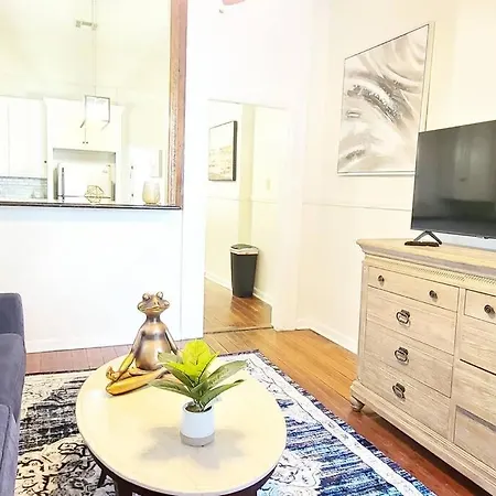 Uptown New Orleans *7 Min To Fq * Free Parking! Apartment-3