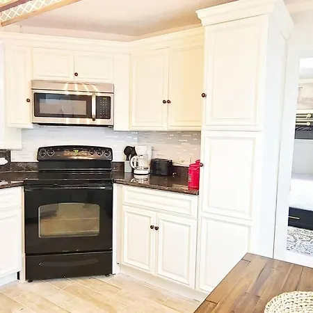 Uptown New Orleans *7 Min To Fq * Free Parking! 2106 1C-3