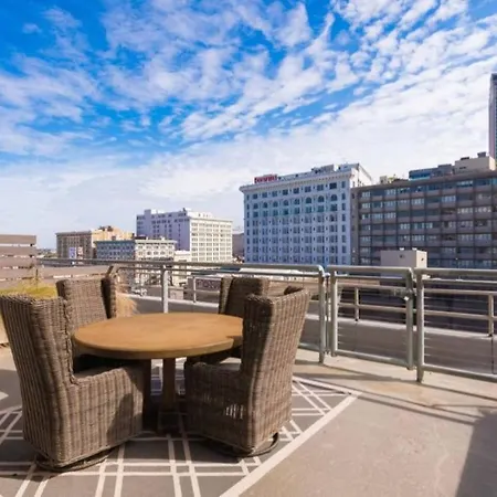 Gorgeous Living Close To French Quarter-3