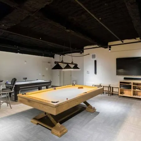 Spacious Pet-Friendly Condo Near French Quarter-3