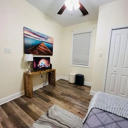 Blu'Luxury Home 1.2 Miles To Canal-2