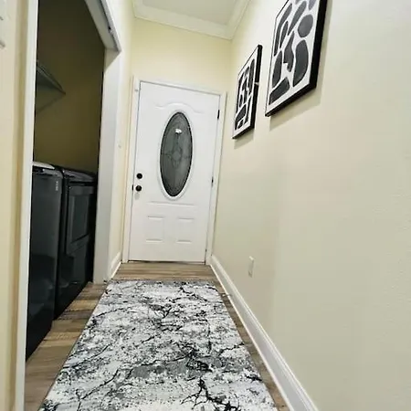 Blu'Luxury Home 1.2 Miles To Canal-3