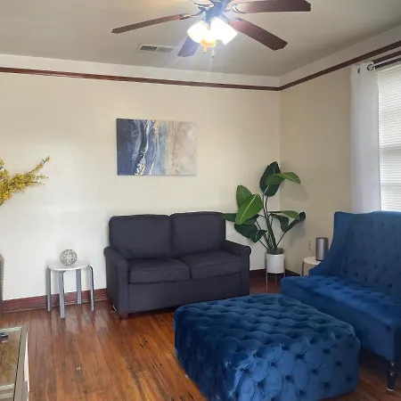 Private 3 Bedroom New Orleans Home Minutes From French Quarter Walking Distance From River-3