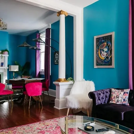 Art Inspired Mid-City 3 Bedroom Home - 1 Mile Away From French Quarter-3